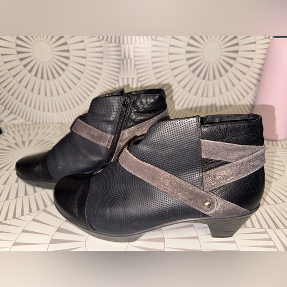 Naot Modern‎ Leather Ankle Boots Caviar and Onyx EU 40 - Picture 5 of 8